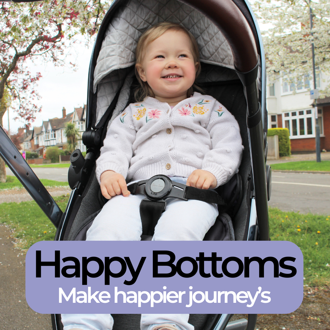 Child in a pram using the protector